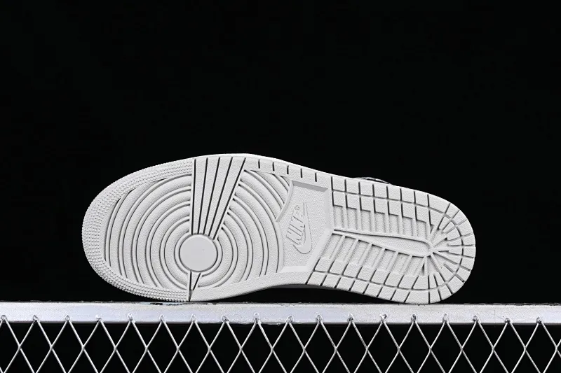 All categories Air Jordan Jordan series basketball shoes Air Jordan 1 High Pure original Air Jordan 1 High OG "White Cement" AJ1 Joe 1 elephant pattern high-top basketball shoes DZ5485-052